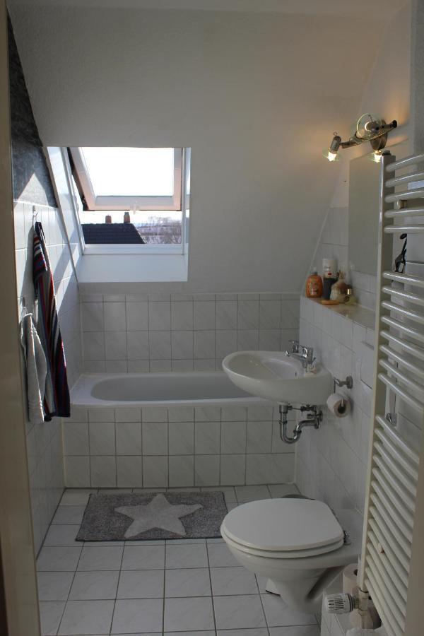 Ruhige Dachgeschosswohnung Seelze Buitenkant foto